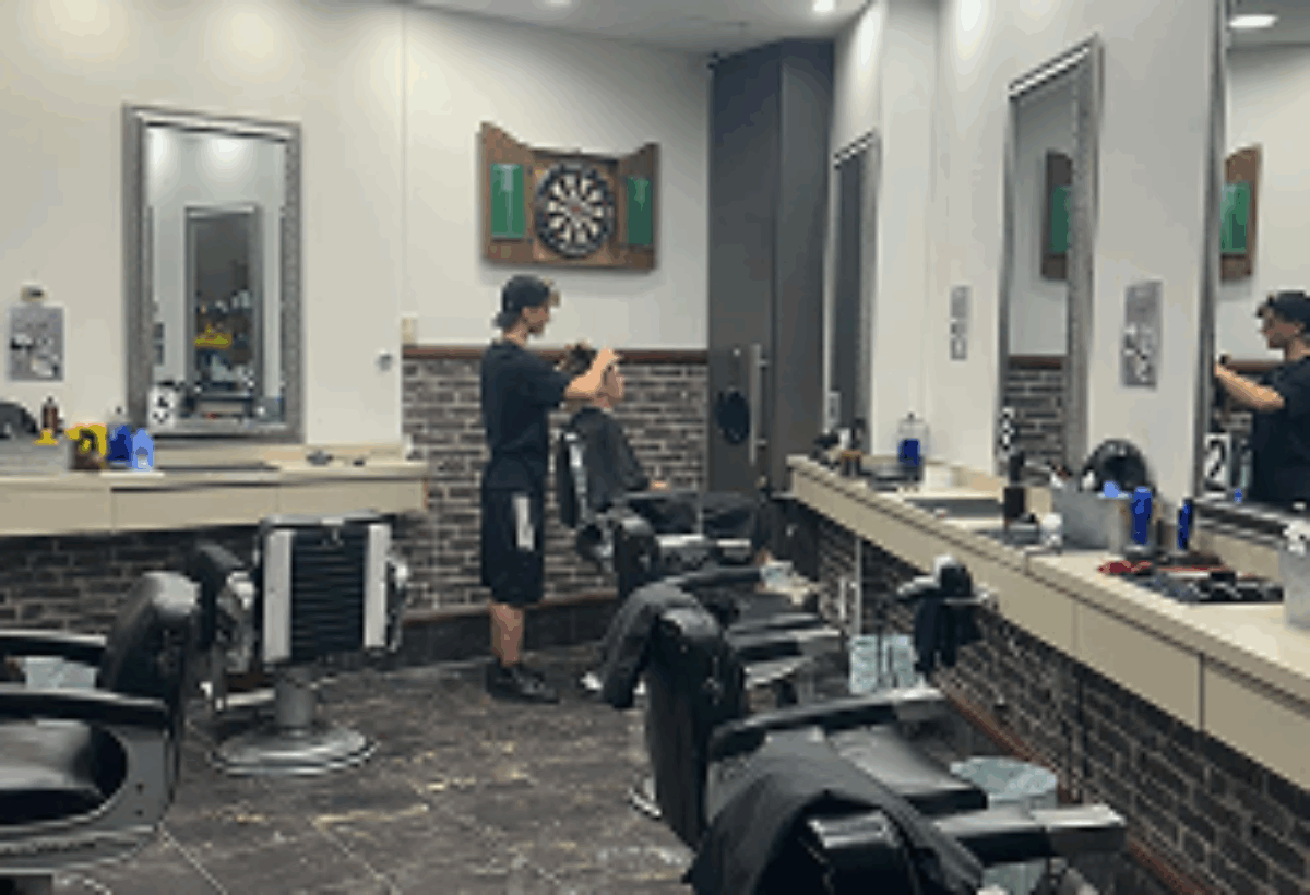 Davilia Barbershop Booragoon barbers at work